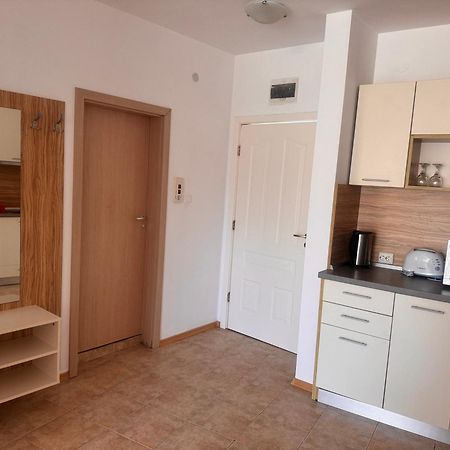 Aпартаменти Мини В Бей Вю Tsarevo Exterior foto